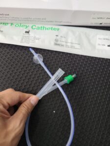 sonde foley phủ ái nước